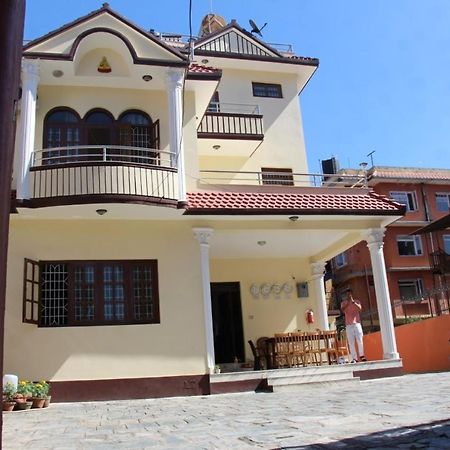 Cozy Home Jawlakhel Exterior foto